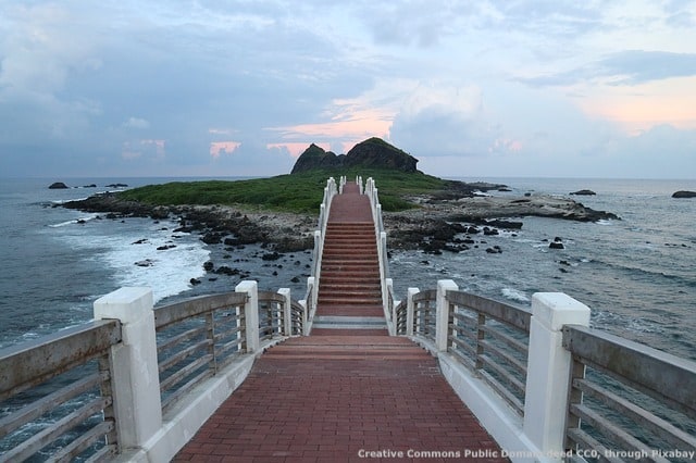 Il famoso ponte a Formosa. La situazione tra Cina e Taiwan e' fondamentale per il futuro degli Usa nel Pacifico
